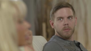 Смотри My Stepsister, The Shemale - топовое порно в 4K на FULL-PORN.COM