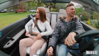 Смотри Reverse Cowgirl Action With Car Loving Chick - топовое порно в 4K на FULL-PORN.COM