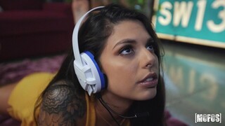 Strap-on Fun with Gamer Girls Adria and Gina - 4K порно видео на FULL-PORN.COM