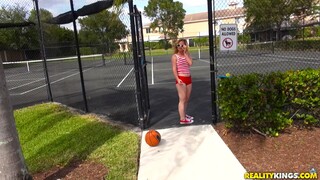 Athletic Steel Fucks Hard - 4K порно видео на FULL-PORN.COM