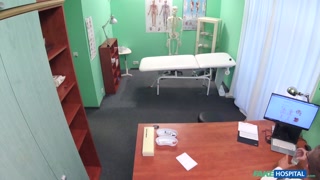 Смотри Uniformed Doctor Has Medical Sex - топовое порно в 4K на FULL-PORN.COM