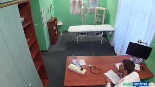 Смотри Amateur Russian Gets Facial from Doctor - топовое порно в 4K на FULL-PORN.COM