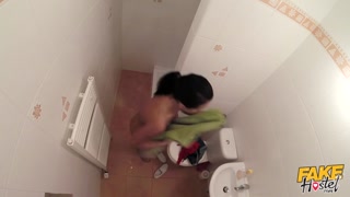Смотри Outdoor Blowjob by the Pool - топовое порно в 4K на FULL-PORN.COM