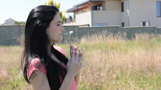 Teen MILF Lesbian Pussy Play Outside - 4K порно видео на FULL-PORN.COM