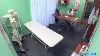 Смотри Medical Student with Black Hair Seeks Male - топовое порно в 4K на FULL-PORN.COM