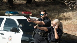 Cowgirl Cops Ride Hard - 4K порно видео на FULL-PORN.COM