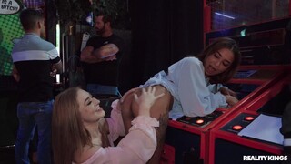 Смотри Brunette & Blonde Lesbian Anal Prank - Spanking & Big Cock Fun - топовое порно в 4K на FULL-PORN.COM