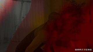 Смотри Cheating Girlfriend Gets Caught with Xander in the Gym - топовое порно в 4K на FULL-PORN.COM