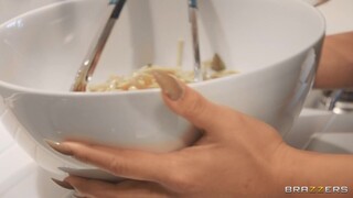 Tommy and Rae's Steamy Session - 4K порно видео на FULL-PORN.COM