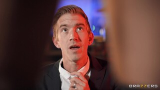 Смотри Shaved Pussy Missionary - Danny D Goes Deep - топовое порно в 4K на FULL-PORN.COM