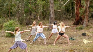 Смотри Yoga with Hairy Redhead - топовое порно в 4K на FULL-PORN.COM