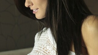 The Beautiful Brown Hair - 4K порно видео на FULL-PORN.COM