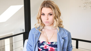 Смотри First Time Anal for Cute Aubrey Sinclair - топовое порно в 4K на FULL-PORN.COM