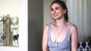 Смотри Blonde Teen and Brunette MILF Face Sitting - топовое порно в 4K на FULL-PORN.COM