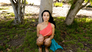 Picnic fun with MILF Crystal Rush and big hard dick - 4K порно видео на FULL-PORN.COM