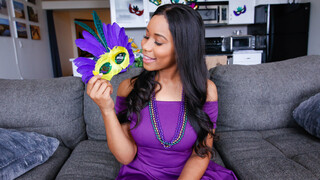 Смотри Mardi Gras Teen Slut Jenna Foxx - топовое порно в 4K на FULL-PORN.COM