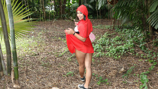 Tiny Teen Penny Nichols in Red Riding Hood Fuck Session - 4K порно видео на FULL-PORN.COM