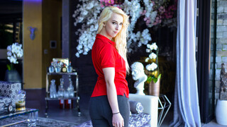 Смотри Voyeur Catches Darcie Belle’s Hot Teen Fuck - топовое порно в 4K на FULL-PORN.COM