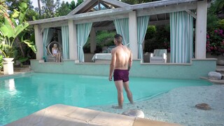 Смотри Hot Outdoor Fuck - Blonde Babysitter Chloe Cherry Loves Deep Throat & Anal - топовое порно в 4K на FULL-PORN.COM