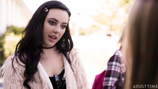 Смотри Teen Lesbian Orgy: Casey Calvert & Dee Williams - топовое порно в 4K на FULL-PORN.COM