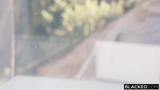 Смотри Nikki Benz deepthroats & gets cum in mouth from Jason Luv - топовое порно в 4K на FULL-PORN.COM