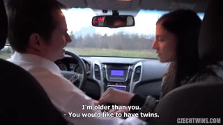 Смотри Two Czech Twins Get Anal Pounding - Brunette Babes - топовое порно в 4K на FULL-PORN.COM