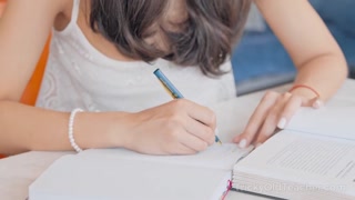 Смотри Russian Babe Mulan Submits To Tricky Teacher - топовое порно в 4K на FULL-PORN.COM