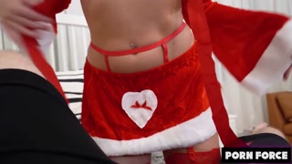 Смотри Kittina Clairette - POV Fuck for Horny Christmas Blonde - топовое порно в 4K на FULL-PORN.COM