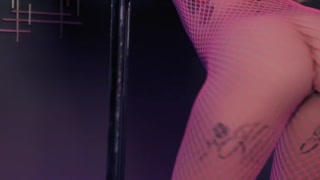 Смотри Kali Roses Brunette Slut Striptease & Hardcore Fucking - топовое порно в 4K на FULL-PORN.COM
