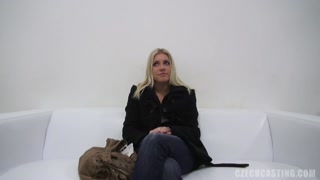 Klara’s European Casting: Blonde and Toy Fun - 4K порно видео на FULL-PORN.COM