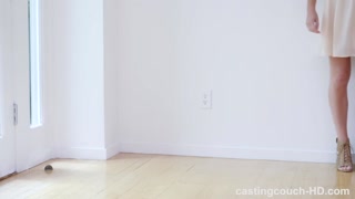 Смотри Miley’s Casting - Cute Redhead with Small Tits - топовое порно в 4K на FULL-PORN.COM