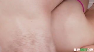 Смотри Brick Danger Sniffs Jessica Marie’s Panties, Then She Rides Him - топовое порно в 4K на FULL-PORN.COM