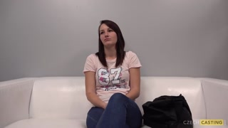 Смотри Casting Couch Vendula - Brunette Euro Babe - топовое порно в 4K на FULL-PORN.COM
