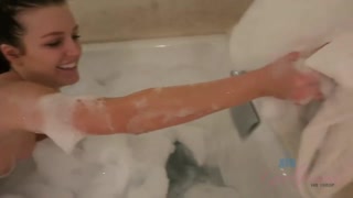 Смотри Marley Matthews Loves Footjobs Before Taking a Big Creampie - топовое порно в 4K на FULL-PORN.COM