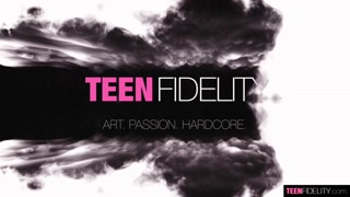 Смотри Young and freckled: Brooklyn Belle takes rough sex - топовое порно в 4K на FULL-PORN.COM