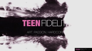 Смотри Hardcore creampie for teen Kaia Martin - топовое порно в 4K на FULL-PORN.COM