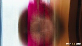 Смотри British Babe on Side Fuck: Final Load - топовое порно в 4K на FULL-PORN.COM