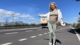 Смотри Public MMF Threesome in a Car: Jay Jay Pink with Marcello and Chris - топовое порно в 4K на FULL-PORN.COM