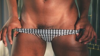 Смотри Ana Foxxx and Ricky Johnson's Interracial XXX Parody - топовое порно в 4K на FULL-PORN.COM
