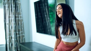 Смотри The Wife's New Fantasy - топовое порно в 4K на FULL-PORN.COM