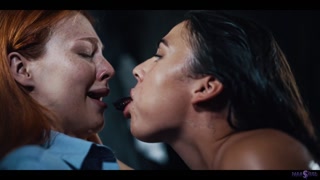 Смотри  The Parasited Pair: Milan and Sofia  - топовое порно в 4K на FULL-PORN.COM