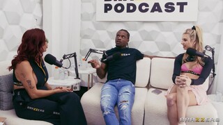 Bubble Butt Beauties in Episode 7 - 4K порно видео на FULL-PORN.COM
