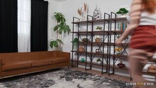 Смотри Redhead Abigaiil Morris in Action - топовое порно в 4K на FULL-PORN.COM