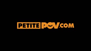 Смотри Irresistible Petite Desire - топовое порно в 4K на FULL-PORN.COM
