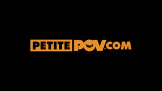 Смотри Petite and Deceptive: April Rae's Poker - топовое порно в 4K на FULL-PORN.COM