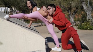 Смотри Papi Rodriguez and Bratz's Outdoor Anal - топовое порно в 4K на FULL-PORN.COM