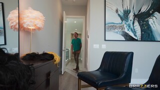 Interracial Wig Out - 4K порно видео на FULL-PORN.COM
