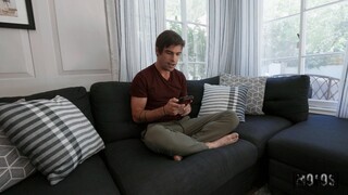 Missionary Mayhem At Festival - 4K порно видео на FULL-PORN.COM