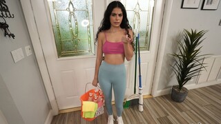 Смотри Angel Gostosa Enjoys Maid - топовое порно в 4K на FULL-PORN.COM