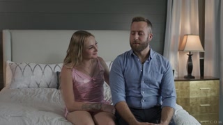 Смотри Shemale Seduction: My Best Friend's Little Sister - топовое порно в 4K на FULL-PORN.COM